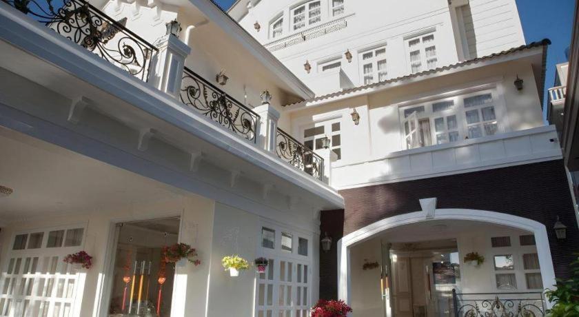 Hoa Sen Vang Hotel Dalat Dış mekan fotoğraf