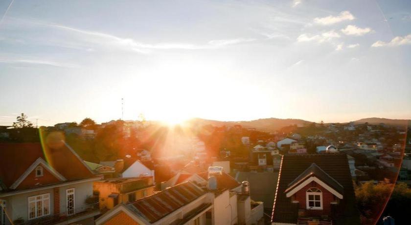 Hoa Sen Vang Hotel Dalat Dış mekan fotoğraf