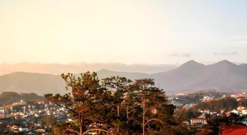Hoa Sen Vang Hotel Dalat Dış mekan fotoğraf