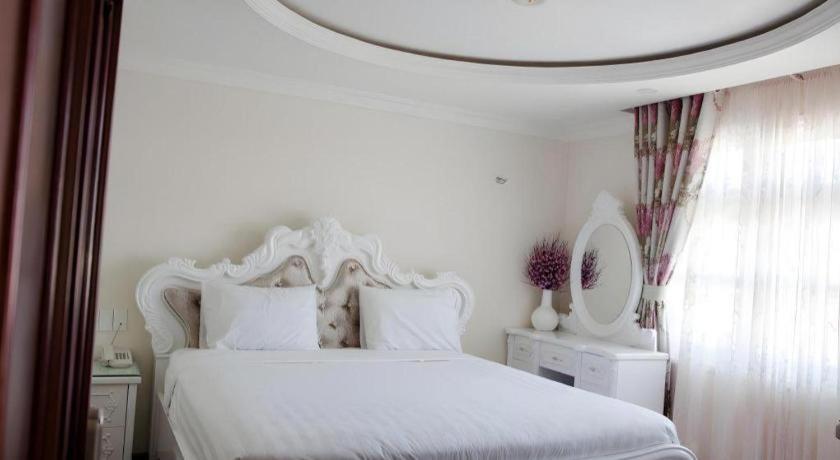 Hoa Sen Vang Hotel Dalat Dış mekan fotoğraf